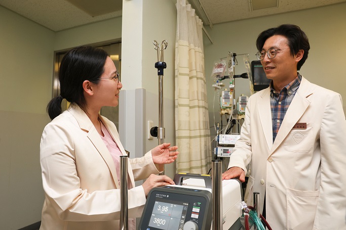 °£È£»ç½Å¹®, º¸°ÇÀÇ·á, »ï¼º¼¿ïº´¿ø, ¿¡Å©¸ð ºÎÀÛ¿ë, Ç÷¾×Á¤È¿ä¹ý, ¿°Áõ