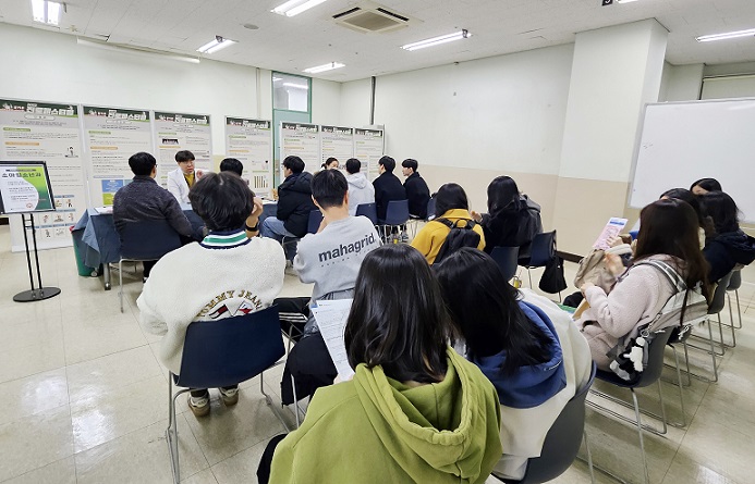 ȣŹ, Ƿ, Ǿ ǰ, CHARMŰ,  佺Ƽ