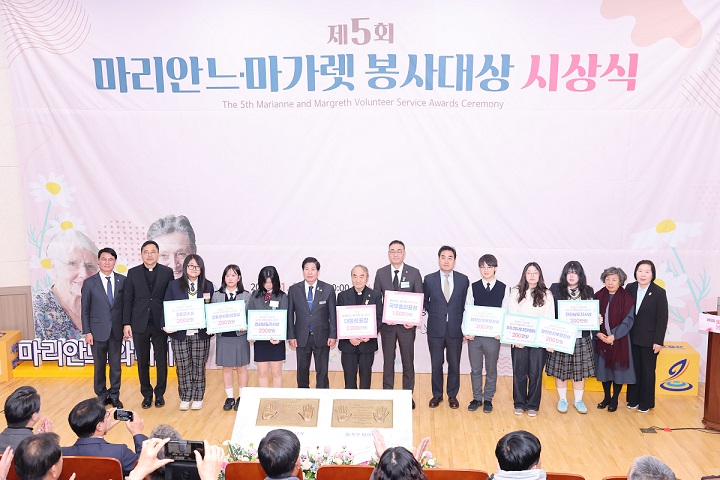 °£È£»ç½Å¹®, °£È£°è´º½º, ¼Ò·Ïµµ, ¸¶¸®¾È´À¿Í ¸¶°¡·¿, Á¶À±¹Ì °£È£»ç, ´ëÇѰ£È£Çùȸ, ÀÓ¿ø Á÷¹«¼ö·Ãȸ