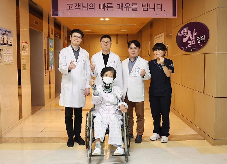 °£È£»ç½Å¹®, º´¿ø´º½º, °¡Ãµ´ë ±æº´¿ø, ¿Ü»ó¼¾ÅÍ, ÇÏÀ̺긮µå ¼ö¼ú