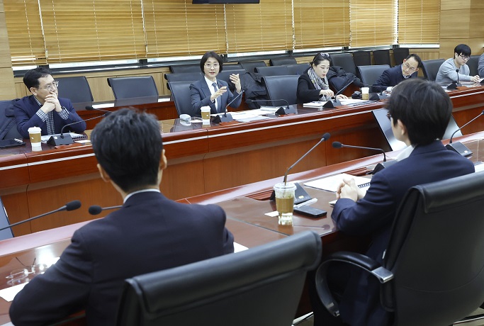 °£È£»ç½Å¹®, ¿Üȯ µ¿Çâ Á¡°Ë, ±¹¹Î¿¬±Ý, º¸°Çº¹ÁöºÎ